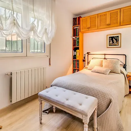 Vivalidays Casa Feli House For 7 People In *